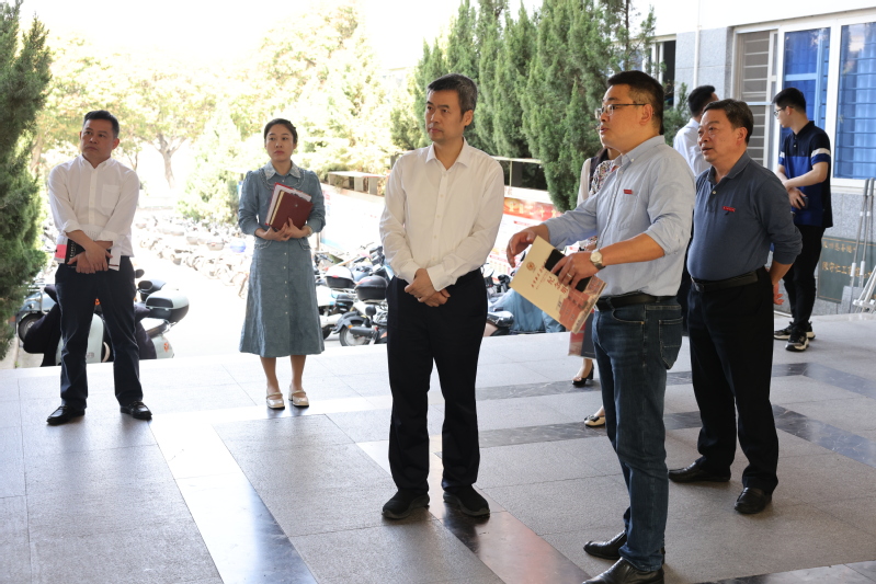 陈昌萍院长到学院调研